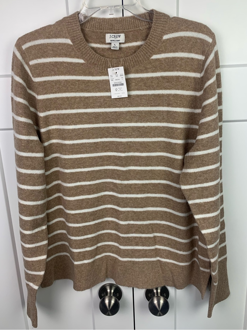 NWT J.Crew LARGE Crewneck Pullover Sweater Extra Soft Yarn Beige Ivory Stripe